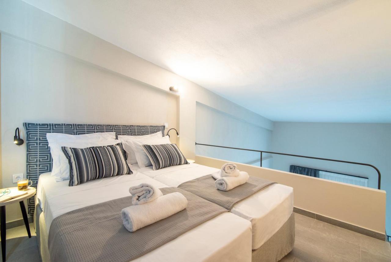 Heraclea Luxury Suites Nea Irakleia Exteriör bild